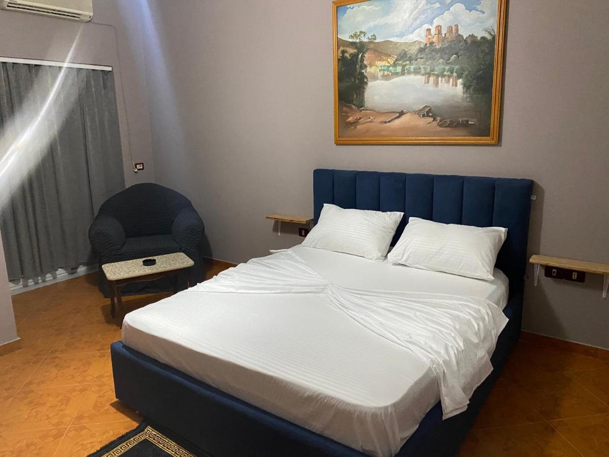 Hotel Belind Berat Eksteriør billede