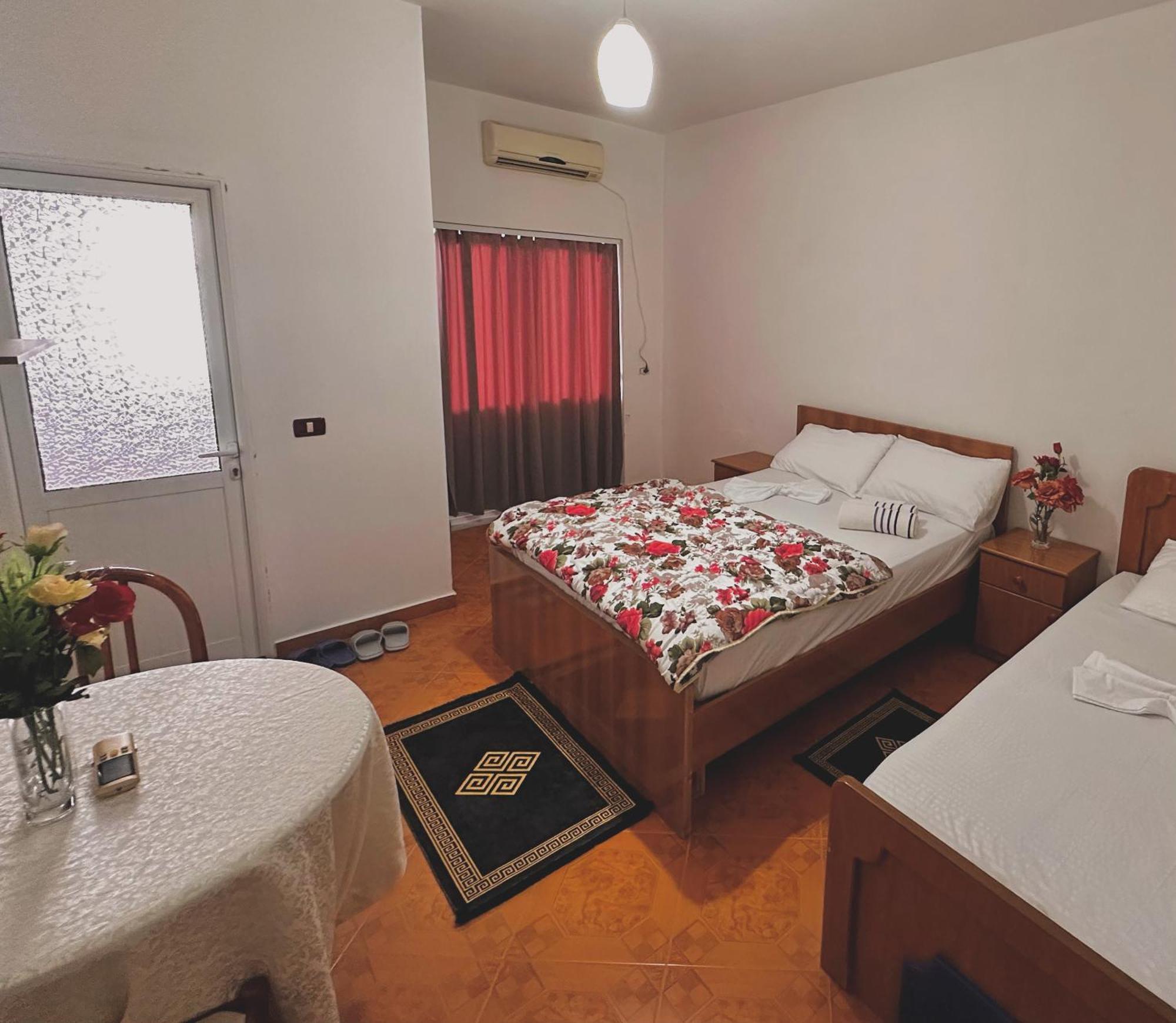 Hotel Belind Berat Eksteriør billede
